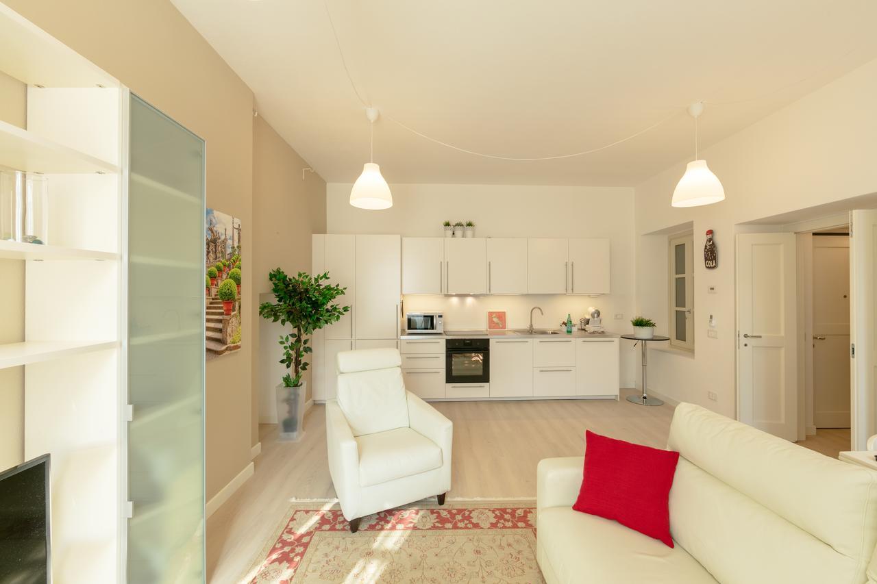 Verbania - Luxury Italy Apartments Eksteriør bilde